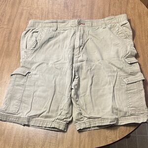 Men's Cargo Shorts - Khaki